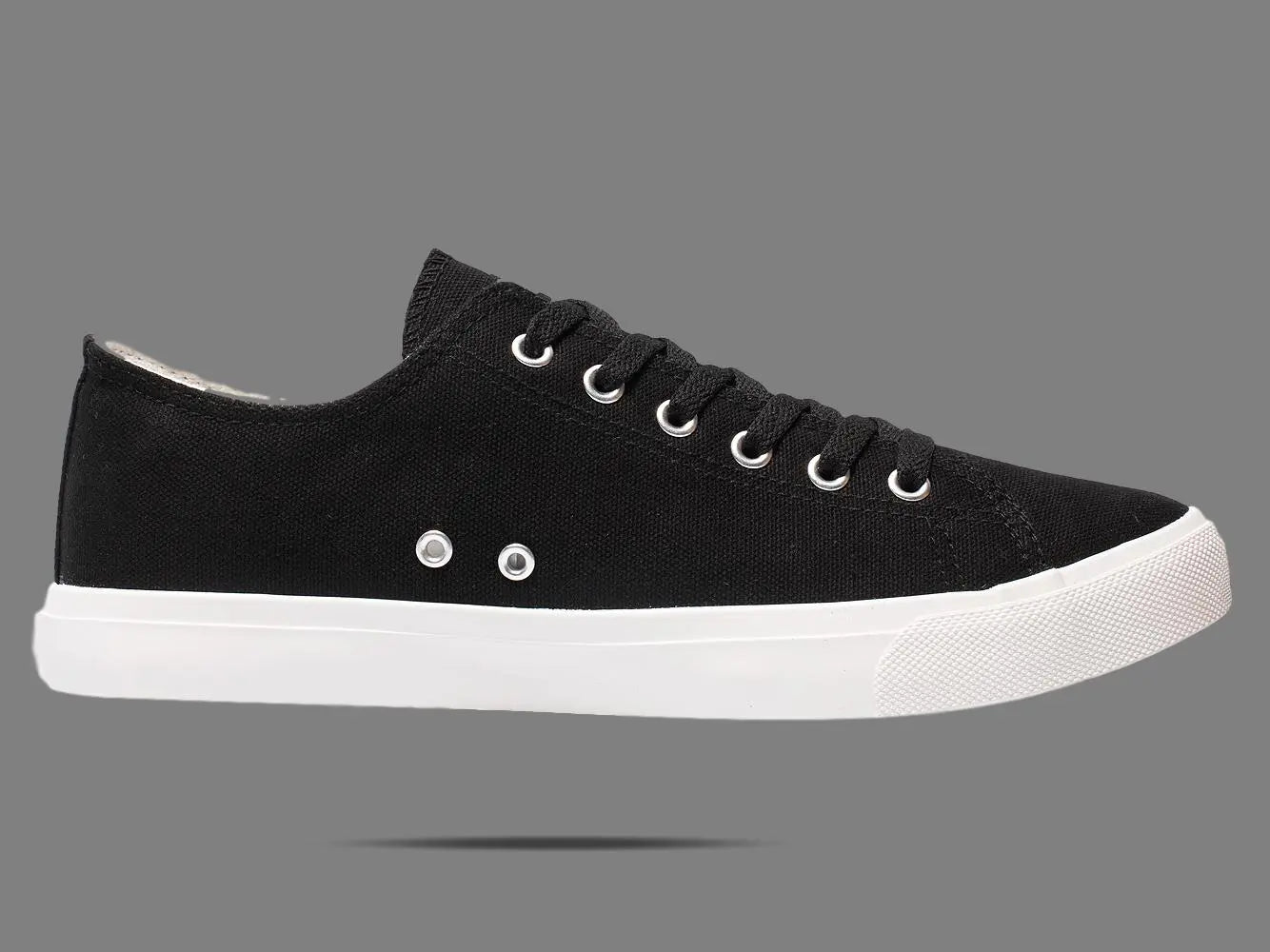 Retro Black/White Canvas Sneakers – Unisex Cushioned Streetwear Style