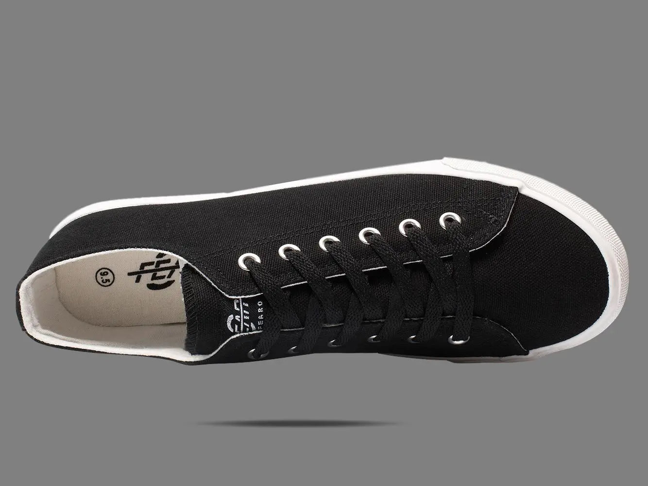 Retro Black/White Canvas Sneakers – Unisex Cushioned Streetwear Style