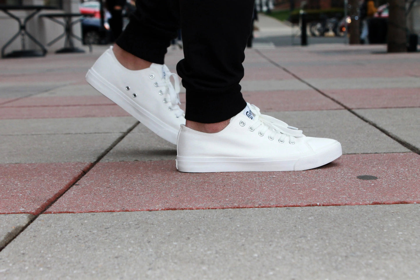 Retro All White Low Top Canvas Sneakers – Unisex Summer Skate-Inspired Shoes